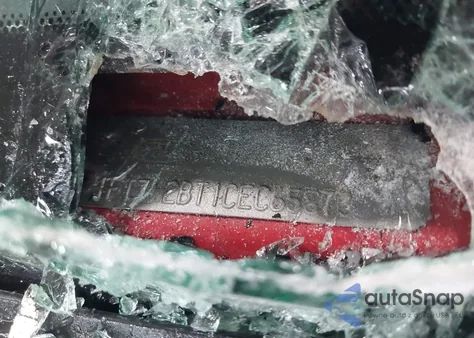 2012 Ford F-250 Lariat z USA, uszkodzony, nr VIN 1FT7W2BT1CEC65873